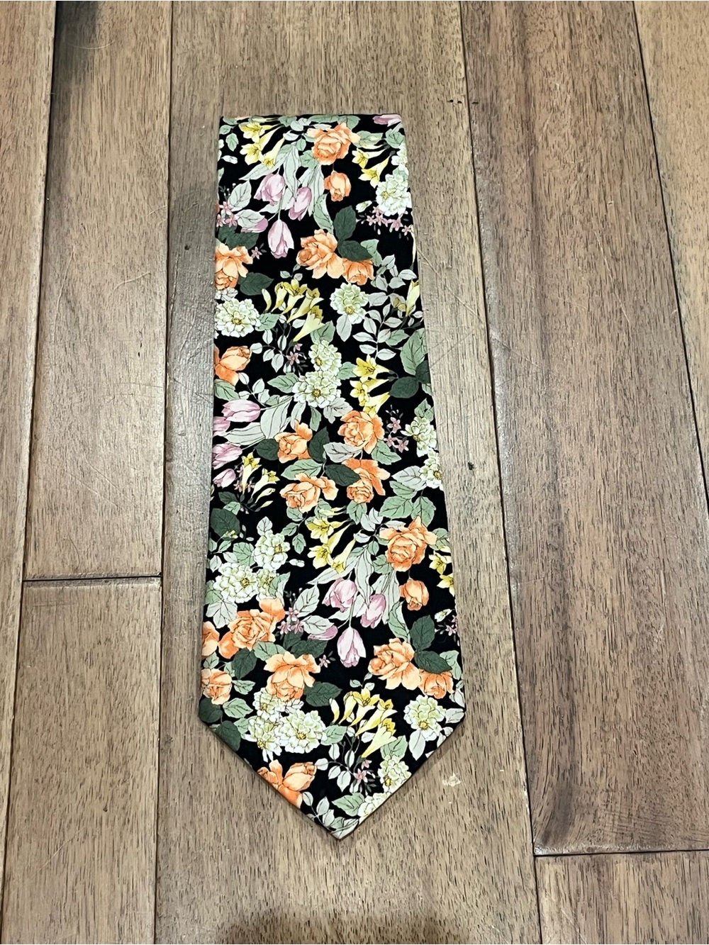 Men’s Floral Necktie
